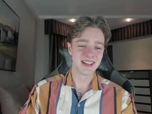 mannyforreal's webcam