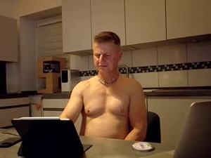 markcgn242649's webcam