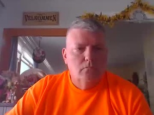 marriedguyold's webcam