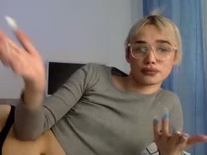 mary_geyson1's webcam