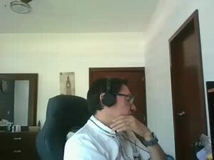 massagealone's webcam