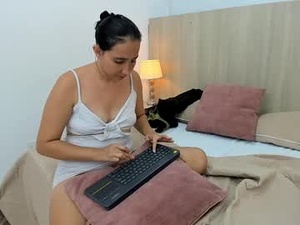 mature_macarena's webcam