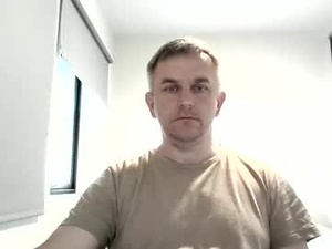 matureontheedge's webcam