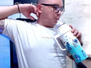 maximo_daddy1's webcam