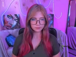 maya_dreamm's webcam