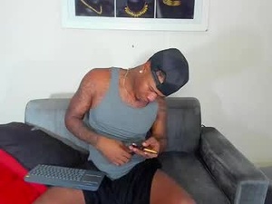 maytaison's webcam