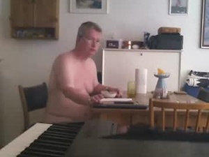 mcdickensons's webcam