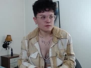 megan_coop3r_'s webcam