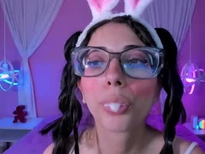 megan_yagami's webcam