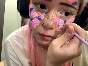 megansavells's webcam