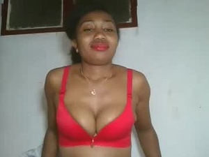 meraldaaaa's webcam
