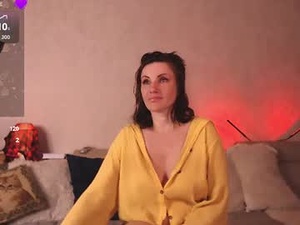 mercedeswoman's webcam
