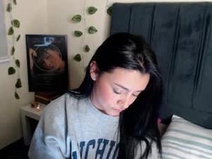 merilynwhithe_'s webcam