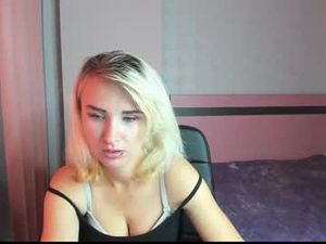 merymidnight's webcam