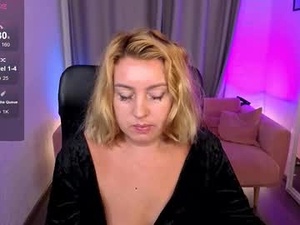 mia_bloomie's webcam