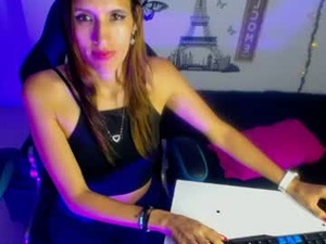 mia_cherry222's webcam