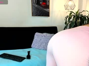 mia_ferreyra's webcam