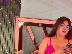 mia_miller_r's webcam