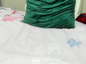 mia_smith18x's webcam