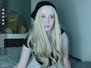 mia_wellis's webcam