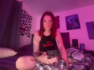 mialicious_xo's webcam
