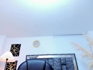 miavegaa1's webcam