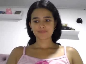 micaelamoreno18's webcam