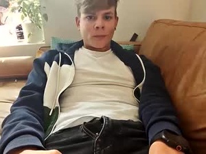 michaeltwinkboy's webcam