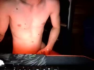 midnightmoanr's webcam