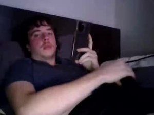 midnightoperator1's webcam