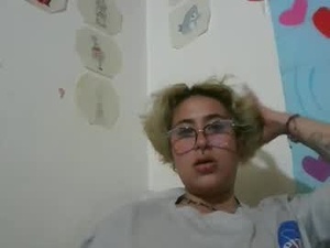 mihrimah369's webcam