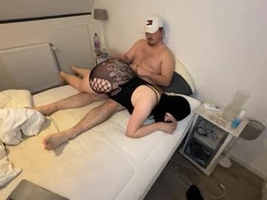 mikeandchloe1819's webcam