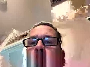 mikeusm893409's webcam