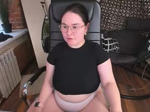 mila_melody's webcam