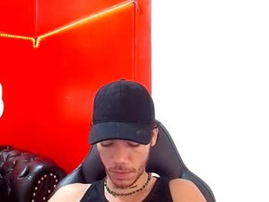 milan_jones_'s webcam