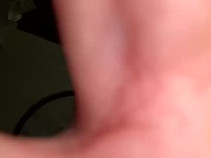 milf_and_his9inches's webcam