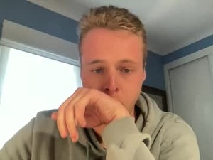 milkplease1234567's webcam