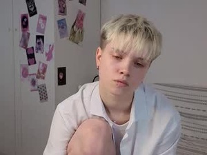 mimipuff's webcam