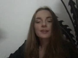 mirellia's webcam