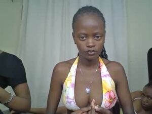 mona_luv's webcam