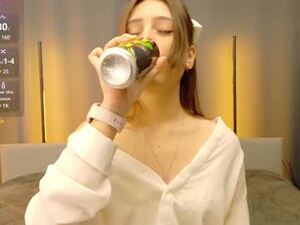moonlitdiva's webcam