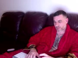 moreplease583802's webcam