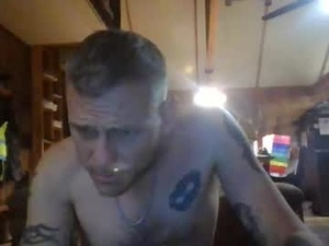 mr_anonymous025's webcam