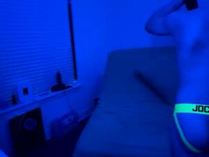mr_satyr77009's webcam