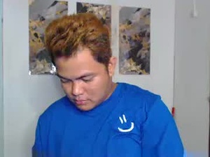 mysteriousasiangay's webcam