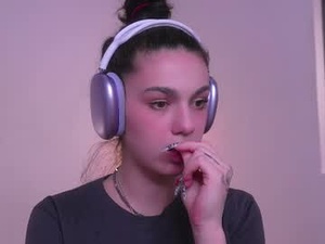 mystica_'s webcam