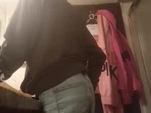 mzbossy353035's webcam