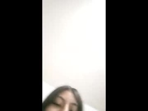 naisha_and_axelh's webcam