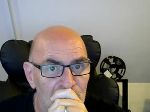 nakedkev54's webcam