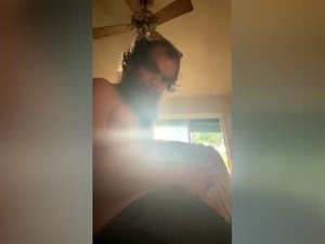 naluboi2lit's webcam